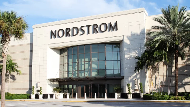 Shares plunge, Nordstrom cautions of supply deficiencies as Christmas season draws near