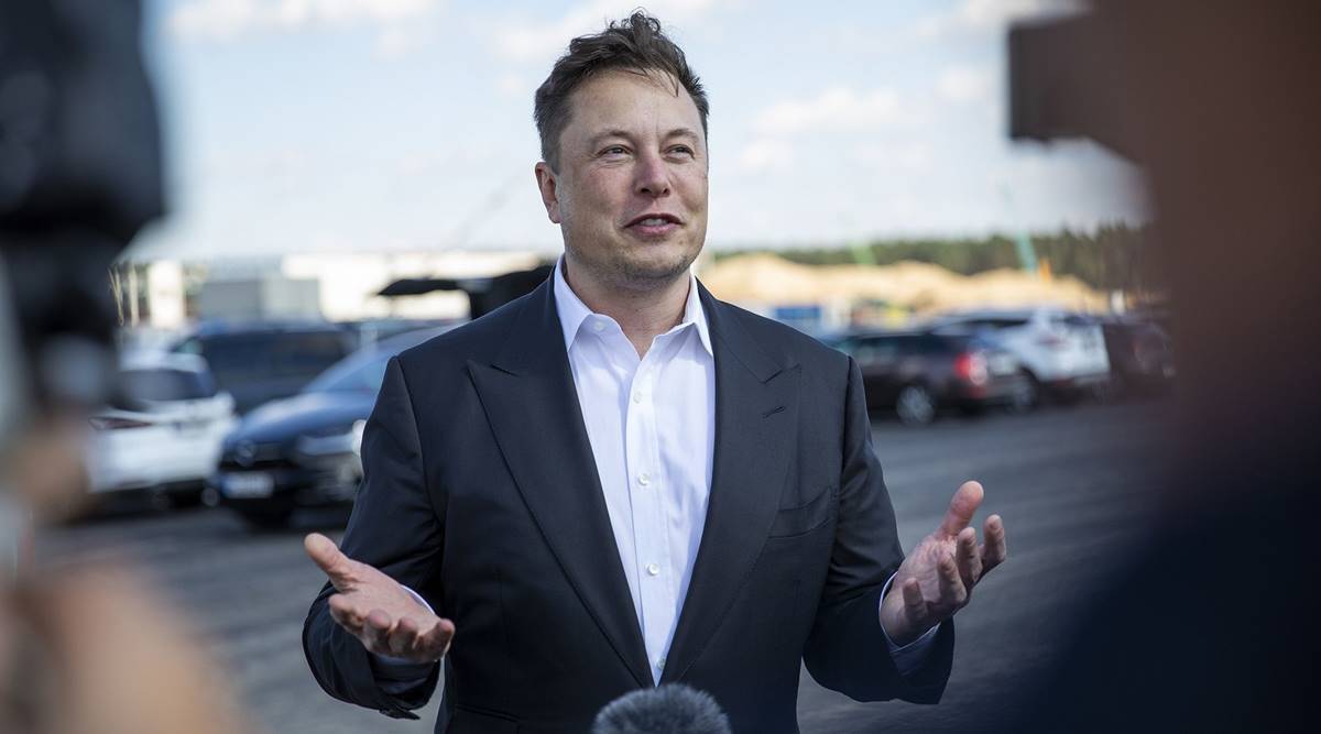 Tesla offers to cover $1 billion in charges, Elon Musk just sold 1 million