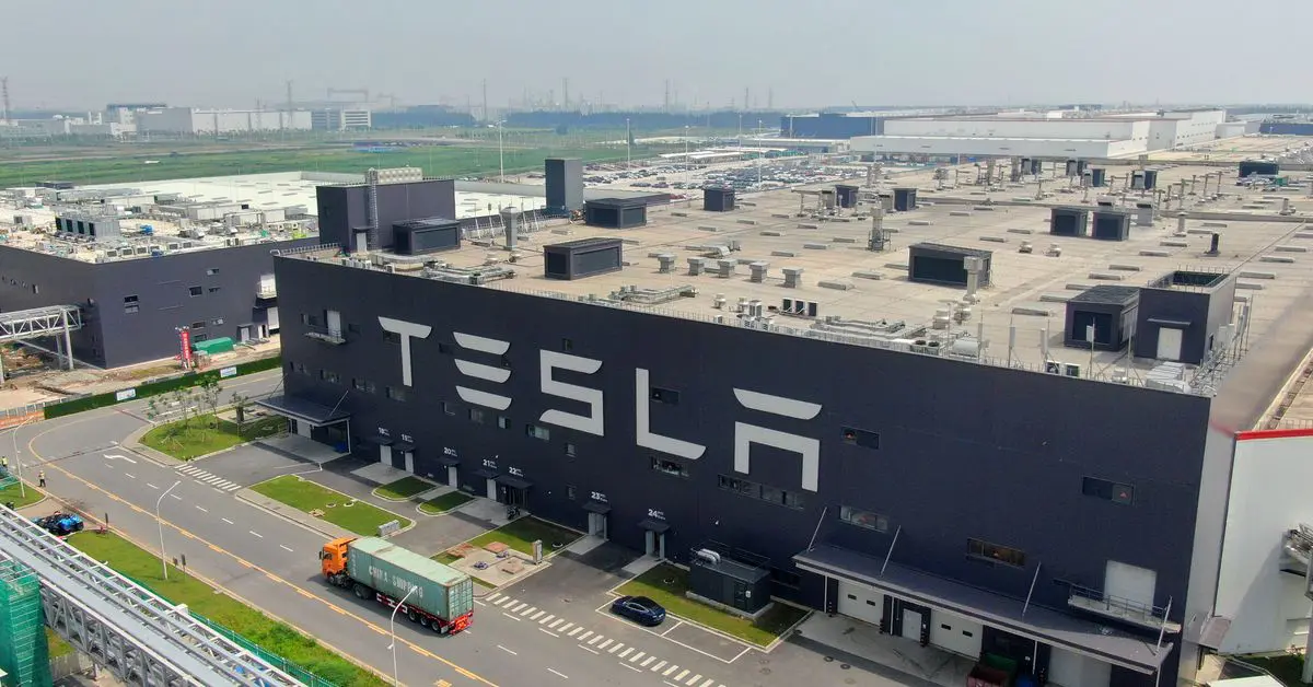 In China’s Xinjiang district, Tesla just opened another display area