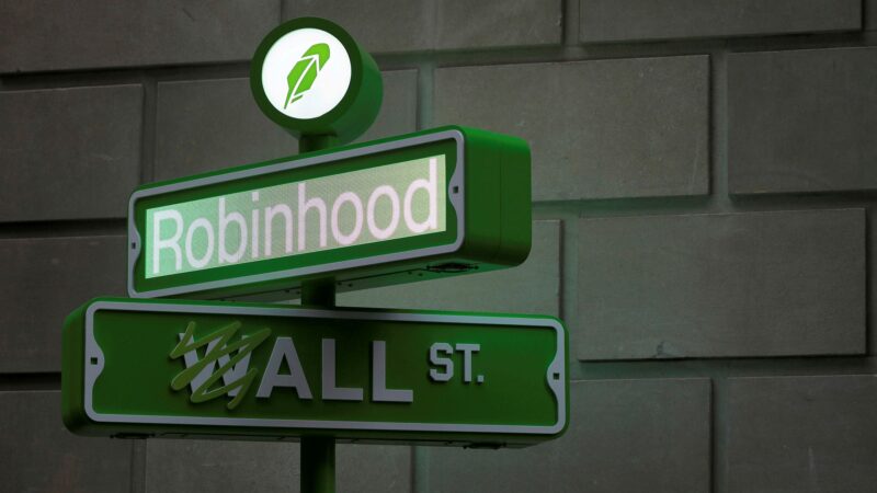 Robinhood shares rally over 9% Friday in the wake of falling 14% in prior exchanging